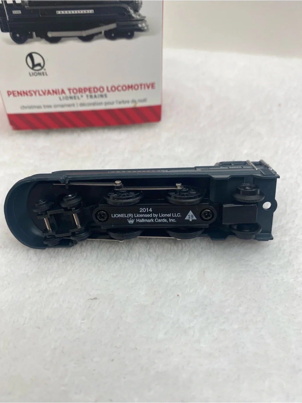 Hallmark Keepsake 2014 Lionel Pennsylvania Torpedo Locomotive Ornament Train